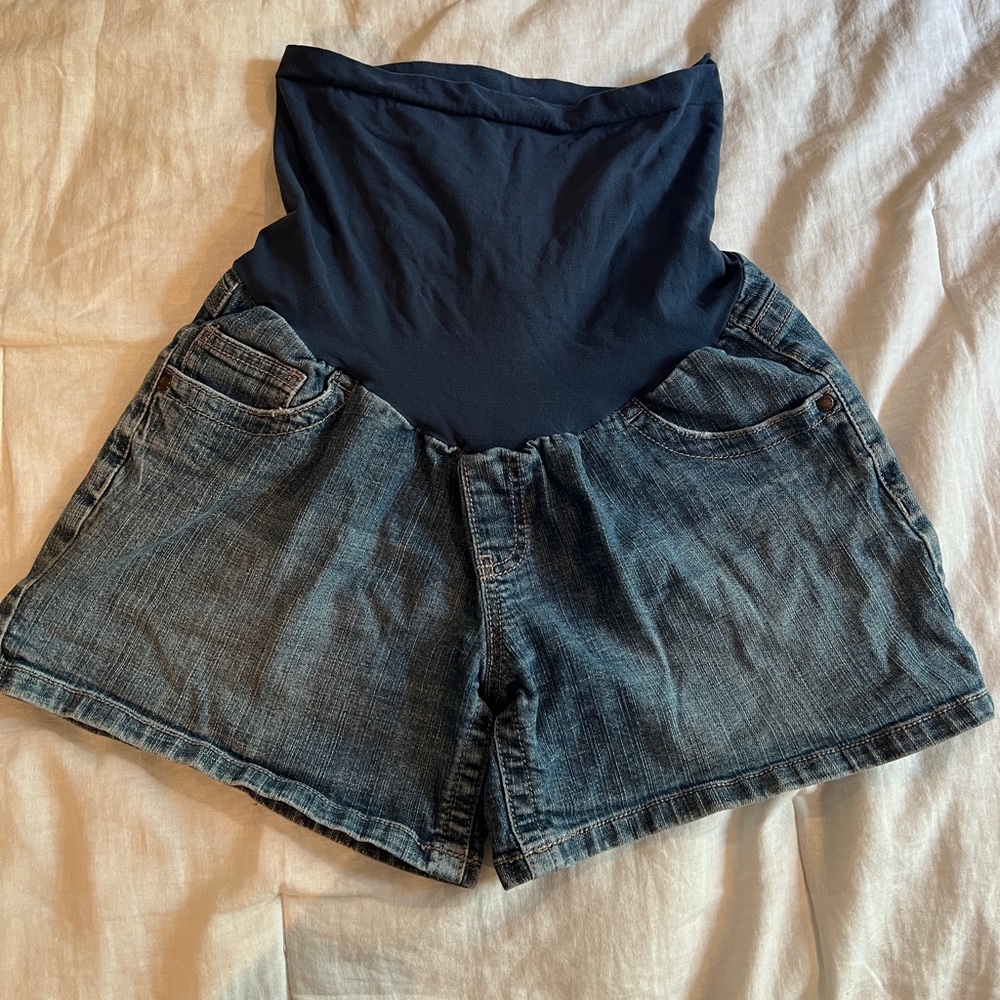 Maternity denim shorts over the belly